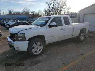 2008 Chevrolet Silverado 1500 1LT with VIN 2GCEC19J381327958, listed as a Copart auction lot 43563825 with 103,391 mi miles and Salvage Title. Bid and sale history available at DreamBid. Image 1.