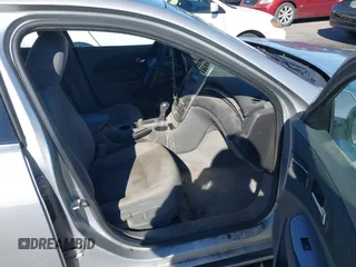 2014 Chevrolet Malibu LS with VIN 1G11A5SL3EF290270, listed as a IAAI auction lot 41248358 with 78,962 mi miles and . Bid and sale history available at DreamBid. Image 5.