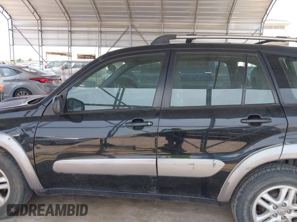 2003 Toyota RAV4 z VIN JTEGH20V030086991, wystawiony jako IAAI lot #42206744 z przebiegiem 214 869 mil mil oraz . Historia ofert i sprzedaży dostępna na DreamBid. Obrazek 15.