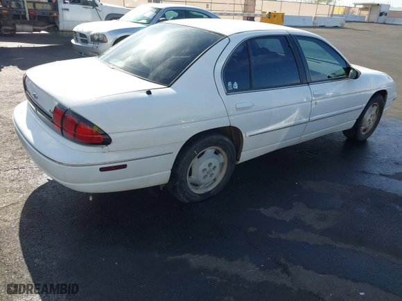 1997 Chevrolet Lumina with VIN 2G1WL52M4V9123059, listed as a IAAI auction lot 42058465 with 192,168 mi miles. Bid and sale history available at carsss.com. Image 4.