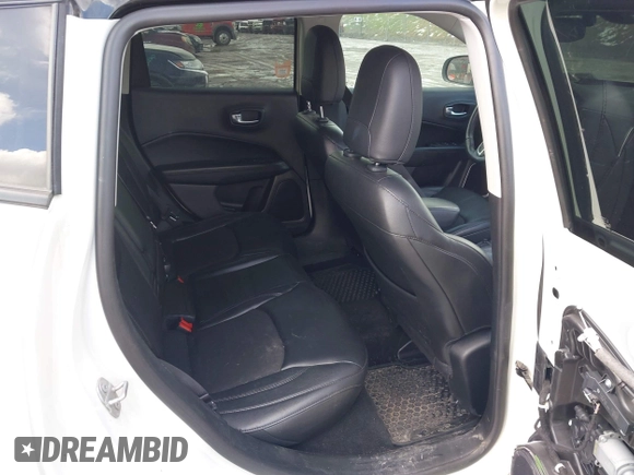 2018 Jeep Compass Latitude с VIN 3C4NJDBB1JT453265, выставлен на аукционе IAAI как лот 41987202 с пробегом 65 531 миль миль и . История ставок и продаж доступна на DreamBid. Изображение 8.