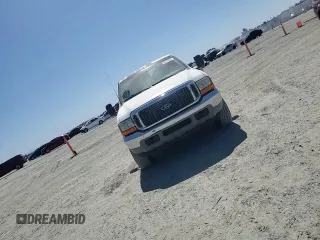 2000 Ford Excursion Limited с VIN 1FMNU43SXYED53743, выставлен на аукционе Copart как лот 59313845 с пробегом 391 409 миль миль и Списание • Salvage title. История ставок и продаж доступна на DreamBid. Изображение 14.