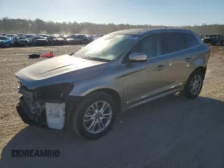 2016 Volvo XC60 T5 Drive-E Premier with VIN YV440MDK1G2872333, listed as a Copart auction lot 88464995 with 63,686 mi miles and Clean Title. Bid and sale history available at carsss.com. Image 1.