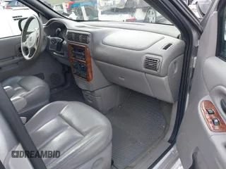 2003 Oldsmobile Silhouette GL z VIN 1GHDX03EX3D186240, wystawiony jako IAAI lot #41398449 z przebiegiem 143 669 mil mil oraz . Historia ofert i sprzedaży dostępna na DreamBid. Obrazek 5.