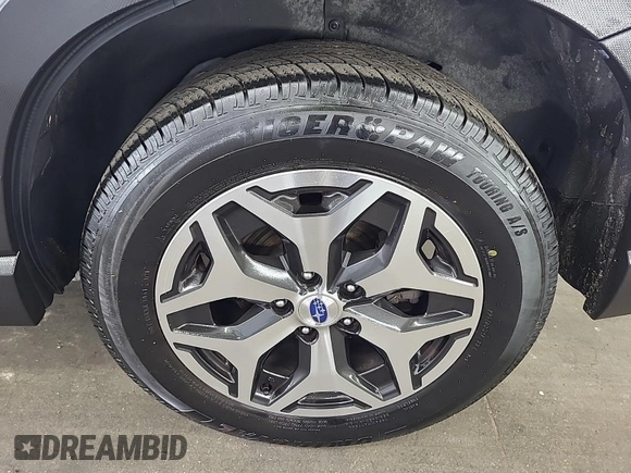 2019 Subaru Forester Premium with VIN JF2SKAGC7KH552139, listed as a IAAI auction lot 42566945 with 204,278 mi miles and . Bid and sale history available at DreamBid. Image 32.