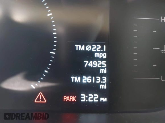 2019 Volvo XC60 Momentum with VIN LYV102RKXKB196748, listed as a IAAI auction lot 41261328 with 74,925 mi miles and . Bid and sale history available at DreamBid. Image 16.