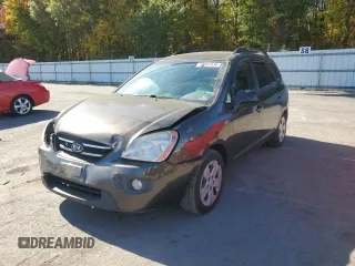2009 Kia Rondo LX Base with VIN KNAFG528497260778, listed as a Copart auction lot 76497534 with 276,585 mi miles and Salvage Title. Bid and sale history available at carsss.com. Image 1.