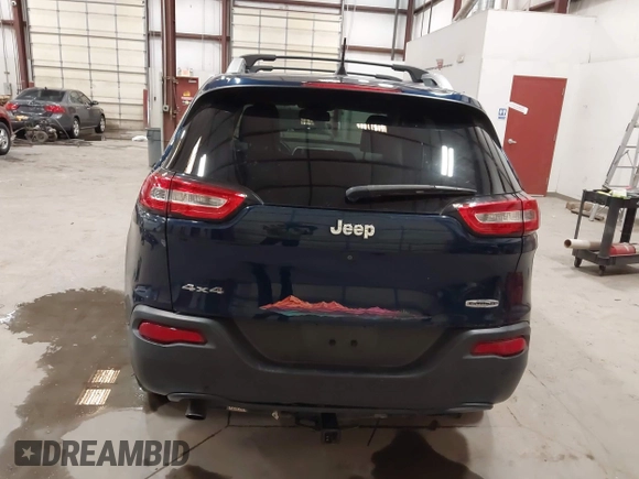2018 Jeep Cherokee Latitude Plus with VIN 1C4PJMLB0JD612922, listed as a IAAI auction lot 42581594 with 137,793 mi miles and . Bid and sale history available at DreamBid. Image 17.
