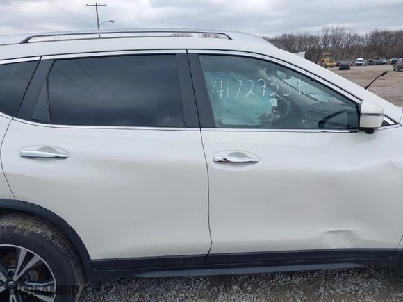 2019 Nissan Rogue SV with VIN JN8AT2MV0KW379907, listed as a IAAI auction lot 41729351 with 52647 miles. Bid and sale history available at carsss.com. Image 12.