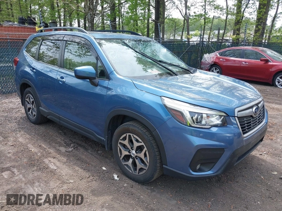 2020 Subaru Forester Premium with VIN JF2SKAJC5LH556992, listed as a IAAI auction lot 42061879 with 71,840 mi miles. Bid and sale history available at carsss.com. Image 1.