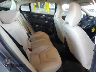 2018 Volvo S60 Inscription z VIN LYV402TK5JB167307, wystawiony jako Copart lot #53399735 z przebiegiem 60 749 mil mil oraz Szkoda całkowita • Salvage title. Historia ofert i sprzedaży dostępna na DreamBid. Obrazek 10.