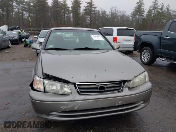 2001 Toyota Camry CE with VIN 4T1BG22K81U099347, listed as a IAAI auction lot 41920932 with 185,186 mi miles and . Bid and sale history available at DreamBid. Image 6.