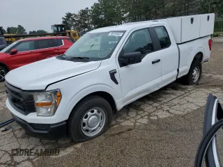 2021 Ford F-150 XL with VIN 1FTEX1C81MKE24869, listed as a Copart auction lot 61052235 with 73,034 mi miles and Clean title. Bid and sale history available at DreamBid. Image 1.