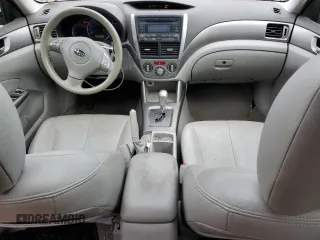 2009 Subaru Forester X with VIN JF2SH63609H769781, listed as a Copart auction lot 73668514 with 204,451 mi miles and Salvage title. Bid and sale history available at DreamBid. Image 8.