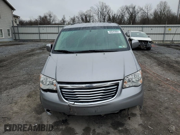 2015 Chrysler Town & Country Touring with VIN 2C4RC1BG4FR618919, listed as a Copart auction lot 48545904 with 93,308 mi miles and Salvage Title. Bid and sale history available at DreamBid. Image 5.