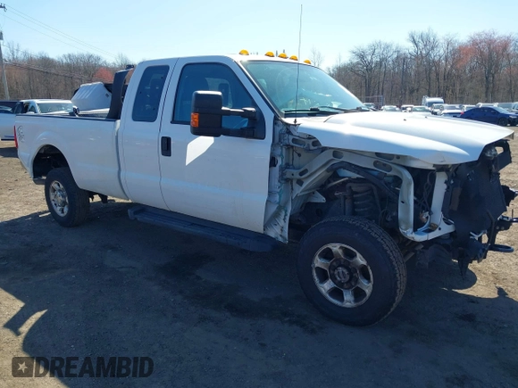 2016 Ford Super Duty F-250 SRW XLT with VIN 1FT7X2B67GED20159, listed as a IAAI auction lot 41570447 with 98,359 mi miles. Bid and sale history available at carsss.com. Image 1.