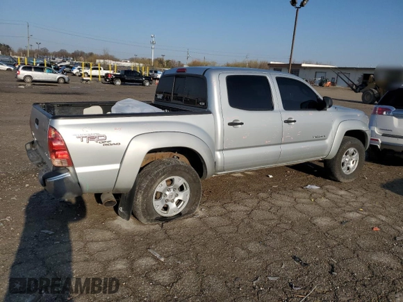 2007 Toyota Tacoma with VIN 5TELU42N07Z460478, listed as a Copart auction lot 52333905 with 271,727 mi miles and Salvage Title. Bid and sale history available at DreamBid. Image 3.