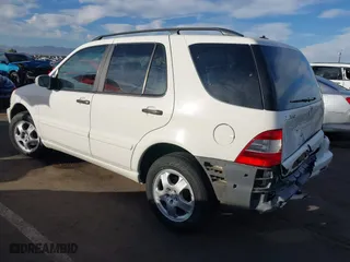 2004 Mercedes-Benz M-Class 3.5L with VIN 4JGAB57E54A482716, listed as a IAAI auction lot 40731487 with 178,587 mi miles. Bid and sale history available at carsss.com. Image 3.