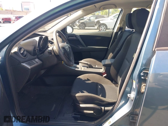 2011 Mazda 3 i Touring with VIN JM1BL1VG0B1498676, listed as a IAAI auction lot 42698676 with 111,719 mi miles and . Bid and sale history available at DreamBid. Image 5.