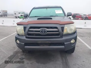 2009 Toyota Tacoma z VIN 5TELU42N39Z610375, wystawiony jako IAAI lot #41671324 z przebiegiem 170 320 mil mil oraz . Historia ofert i sprzedaży dostępna na DreamBid. Obrazek 12.