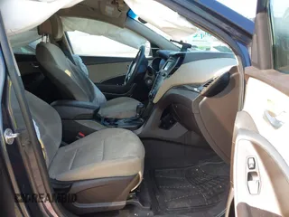 2018 Hyundai Santa Fe 2.4L with VIN 5NMZT3LB2JH092677, listed as a IAAI auction lot 42033763 with 158,039 mi miles and . Bid and sale history available at DreamBid. Image 5.