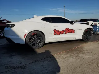 2022 Chevrolet Camaro 2LT with VIN 1G1FD1RS6N0132978, listed as a Copart auction lot 77251544 with 31,878 mi miles and Salvage Title. Bid and sale history available at carsss.com. Image 3.