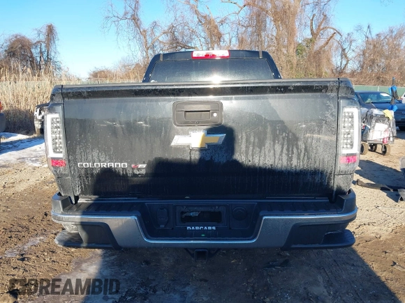 2019 Chevrolet Colorado 4WD Work Truck z VIN 1GCHTBEN9K1226626, wystawiony jako IAAI lot #41411416 z przebiegiem 56 819 mil mil oraz . Historia ofert i sprzedaży dostępna na DreamBid. Obrazek 17.