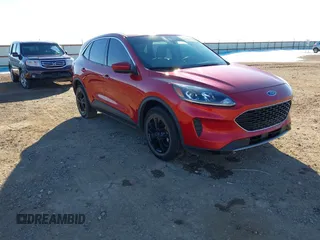 2020 Ford Escape SE с VIN 1FMCU0G64LUC37935, выставлен на аукционе IAAI как лот 41327929 с пробегом 40 760 миль миль и . История ставок и продаж доступна на DreamBid. Изображение 1.