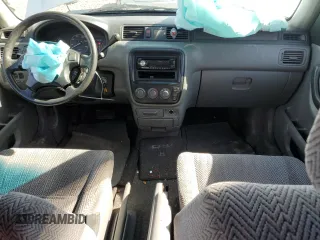 1997 Honda CR-V with VIN JHLRD184XVC005210, listed as a Copart auction lot 46392155 with 296,613 mi miles and Salvage Title. Bid and sale history available at carsss.com. Image 8.