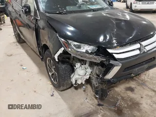 2020 Mitsubishi Eclipse Cross ES z VIN JA4AS3AA0LZ006141, wystawiony jako IAAI lot #40859492 z przebiegiem 92 516 mil mil oraz . Historia ofert i sprzedaży dostępna na DreamBid. Obrazek 6.
