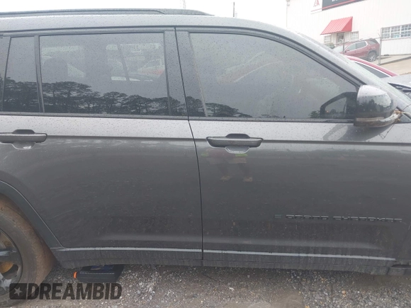 2023 Jeep Grand Cherokee Altitude with VIN 1C4RJJAG4P8836508, listed as a IAAI auction lot 42186698 with 46,807 mi miles and . Bid and sale history available at DreamBid. Image 13.