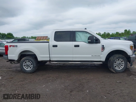 2019 Ford F-250 XL with VIN 1FT7W2BT4KED42699, listed as a IAAI auction lot 42382000 with 132,154 mi miles and . Bid and sale history available at DreamBid. Image 13.