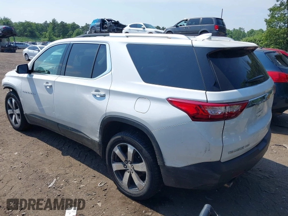 2018 Chevrolet Traverse LT Leather with VIN 1GNEVHKWXJJ225035, listed as a IAAI auction lot 39736687 with 89,973 mi miles. Bid and sale history available at carsss.com. Image 3.