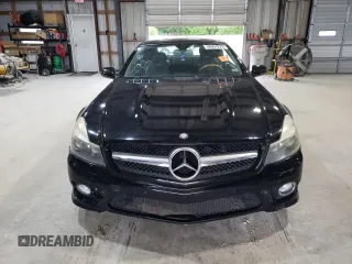 2009 Mercedes-Benz SL 550 z VIN WDBSK71F99F152687, wystawiony jako Copart lot #58904225 z przebiegiem 128 689 mil mil oraz Tytuł czysty. Historia ofert i sprzedaży dostępna na DreamBid. Obrazek 5.
