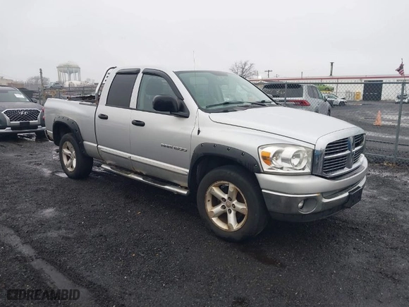 2007 Dodge Ram 1500 Laramie with VIN 1D7HU18227S116971, listed as a IAAI auction lot 41097882 with 186,435 mi miles. Bid and sale history available at carsss.com. Image 1.