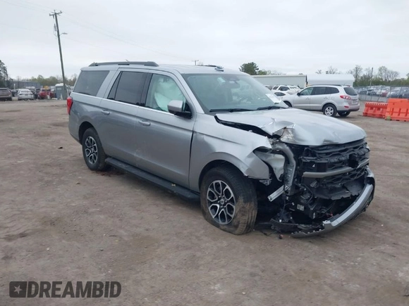 2024 Ford Expedition Max XLT z VIN 1FMJK1J84REA24967, wystawiony jako IAAI lot #41934342 z przebiegiem 39 188 mil mil oraz . Historia ofert i sprzedaży dostępna na DreamBid. Obrazek 1.