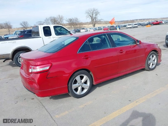 2011 Toyota Camry LE with VIN 4T1BF3EK9BU678482, listed as a IAAI auction lot 41894101 with 235,194 mi miles. Bid and sale history available at carsss.com. Image 4.