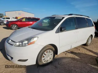 2008 Toyota Sienna CE z VIN 5TDZK23C08S140867, wystawiony jako Copart lot #60869115 z przebiegiem 185 739 mil mil oraz Czysty tytuł • Clean title. Historia ofert i sprzedaży dostępna na DreamBid. Obrazek 1.