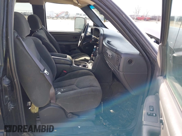2004 Chevrolet Silverado 1500 Z71 with VIN 2GCEK19T041182019, listed as a IAAI auction lot 41758822 with 166,013 mi miles and . Bid and sale history available at DreamBid. Image 5.