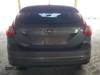 2014 Ford Focus SE z VIN 1FADP3K20EL363391, wystawiony jako Copart lot #52556335 z przebiegiem 111 614 mil mil oraz Tytuł czysty. Historia ofert i sprzedaży dostępna na DreamBid. Obrazek 6.