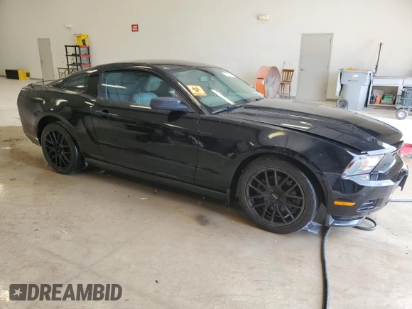 2011 Ford Mustang V6 with VIN 1ZVBP8AM1B5149802, listed as a Copart auction lot 50935475 with 146,161 mi miles and Clean Title. Bid and sale history available at carsss.com. Image 4.