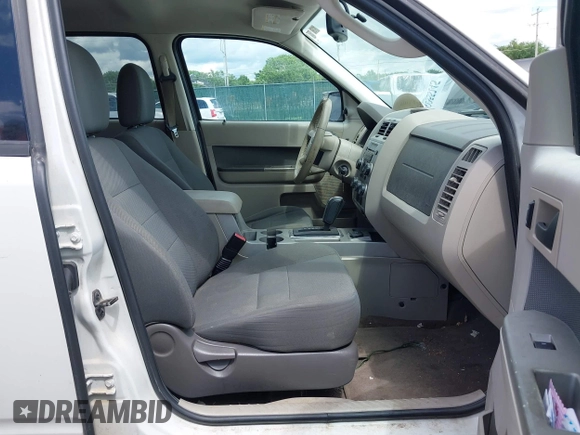 2009 Ford Escape Hybrid с VIN 1FMCU593X9KB20378, выставлен на аукционе IAAI как лот 42355245 с пробегом 173 055 миль миль и . История ставок и продаж доступна на DreamBid. Изображение 5.