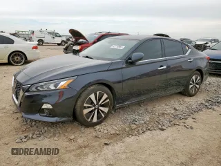 2019 Nissan Altima SV with VIN 1N4BL4DV3KC126812, listed as a Copart auction lot 62719965 with 30,916 mi miles and Salvage title. Bid and sale history available at DreamBid. Image 1.