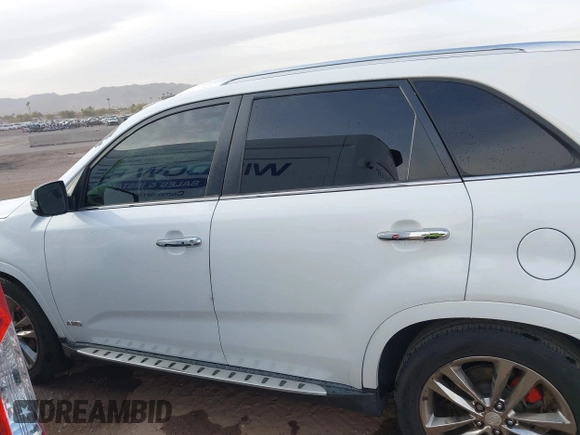 2014 Kia Sorento SX Limited with VIN 5XYKWDA7XEG448354, listed as a IAAI auction lot 41560287 with 156,380 mi miles and . Bid and sale history available at carsss.com. Image 14.