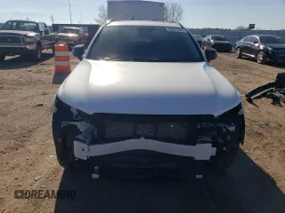 2023 Volvo XC40 Ultimate Dark Theme z VIN YV4L12UX4P2003752, wystawiony jako Copart lot #80270204 z przebiegiem 6194 mil mil oraz Szkody całkowita. Historia ofert i sprzedaży dostępna na DreamBid. Obrazek 6.