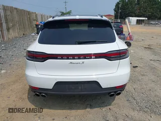 2019 Porsche Macan S с VIN WP1AB2A52KLB32441, выставлен на аукционе IAAI как лот 42388548 с пробегом 44 359 миль миль и . История ставок и продаж доступна на DreamBid. Изображение 16.