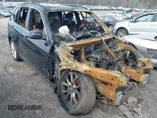 2016 BMW X5 xDrive40e with VIN 5UXKT0C55G0S75539, listed as a IAAI auction lot 41683390 with Not Provided miles and . Bid and sale history available at carsss.com. Image 1.