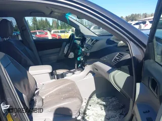2008 Toyota Highlander z VIN JTEDS41A182049522, wystawiony jako IAAI lot #40484437 z przebiegiem 159 595 mil mil oraz . Historia ofert i sprzedaży dostępna na DreamBid. Obrazek 5.