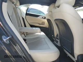 2023 BMW 4 Series 430i z VIN WBA63AV02PFN97608, wystawiony jako Copart lot #69227414 z przebiegiem Nie podano mil oraz Szkoda całkowita • Salvage title. Historia ofert i sprzedaży dostępna na DreamBid. Obrazek 10.