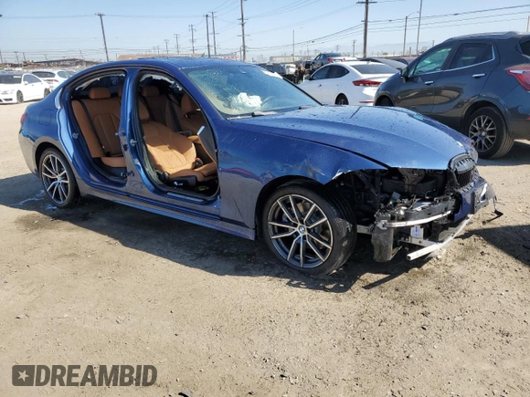 2022 BMW 3 Series 330i with VIN 3MW5R1J09N8C25348, listed as a Copart auction lot 52197805 with 29,370 mi miles and Salvage title. Bid and sale history available at DreamBid. Image 4.
